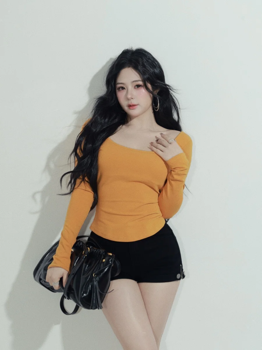 

Женские джинсовые шорты Cute Face Hero: базовые, универсальные, утягивающие, с высокой талией, прямые, из хлопка, повседневные, весна 2026