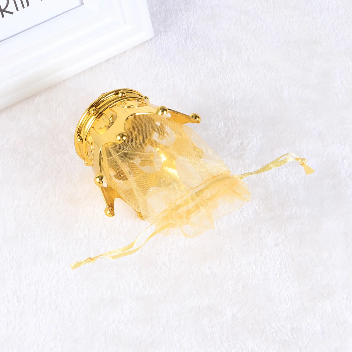 

10Pcs Creative Gold Crown Drawstring Bags Wedding Candy Gift Bags Party Favor Gauze Gift Pouches Wedding Drawstring Bag