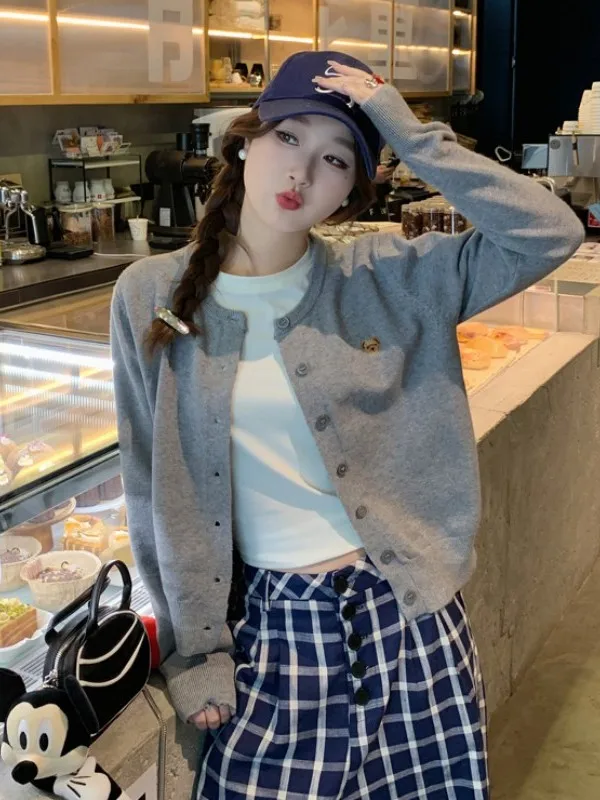 

Ay Вязаный открытый кардиган Женская верхняя одежда Зимний модный ансамбль Высококачественный топ Мягкий длинный свеч для поездок на работу