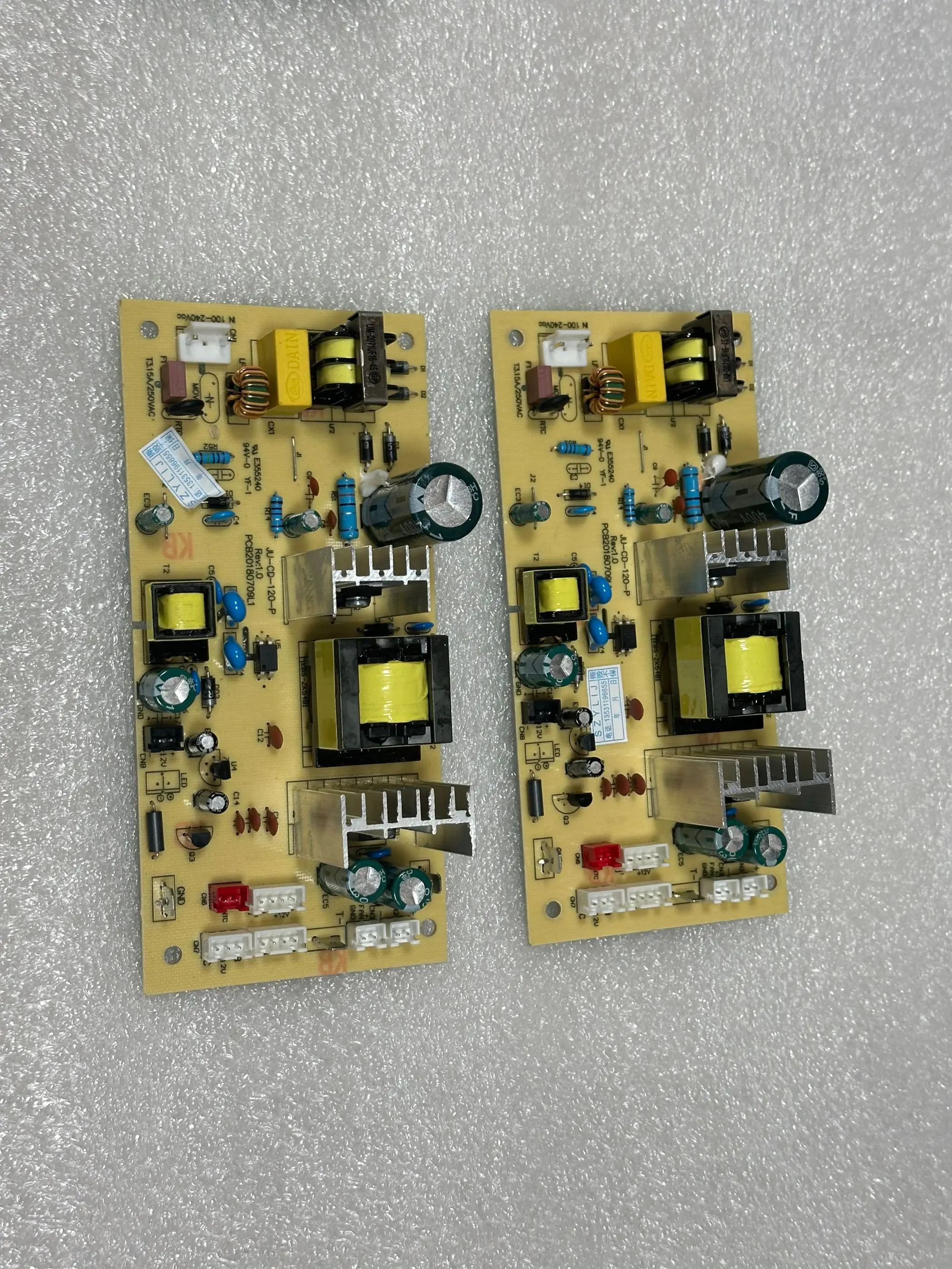 

CD-120-P/REV-1.0-PCB 20180709 L1 E 355240 Placa de circuito, piezas de hoja de refrigeración, placa base de ventilador externo i