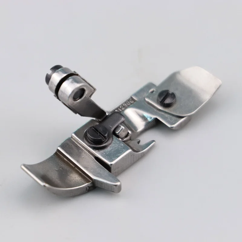 747 700 Four-Wire Embedded Presser Foot Overlock Machine  Rope   with Slot 4-Wire Wrapping Lock Edge