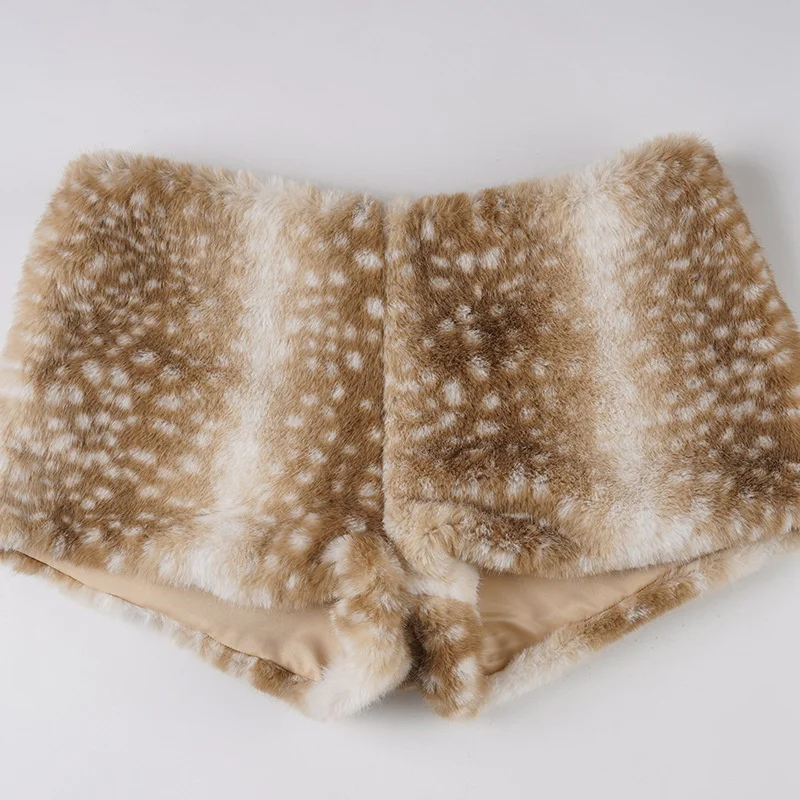 

Winter New Retro Style Deer Pattern Fluffy Splicing Shorts Plush Women's Wastelanded Style Spice Girl Booty Shorts