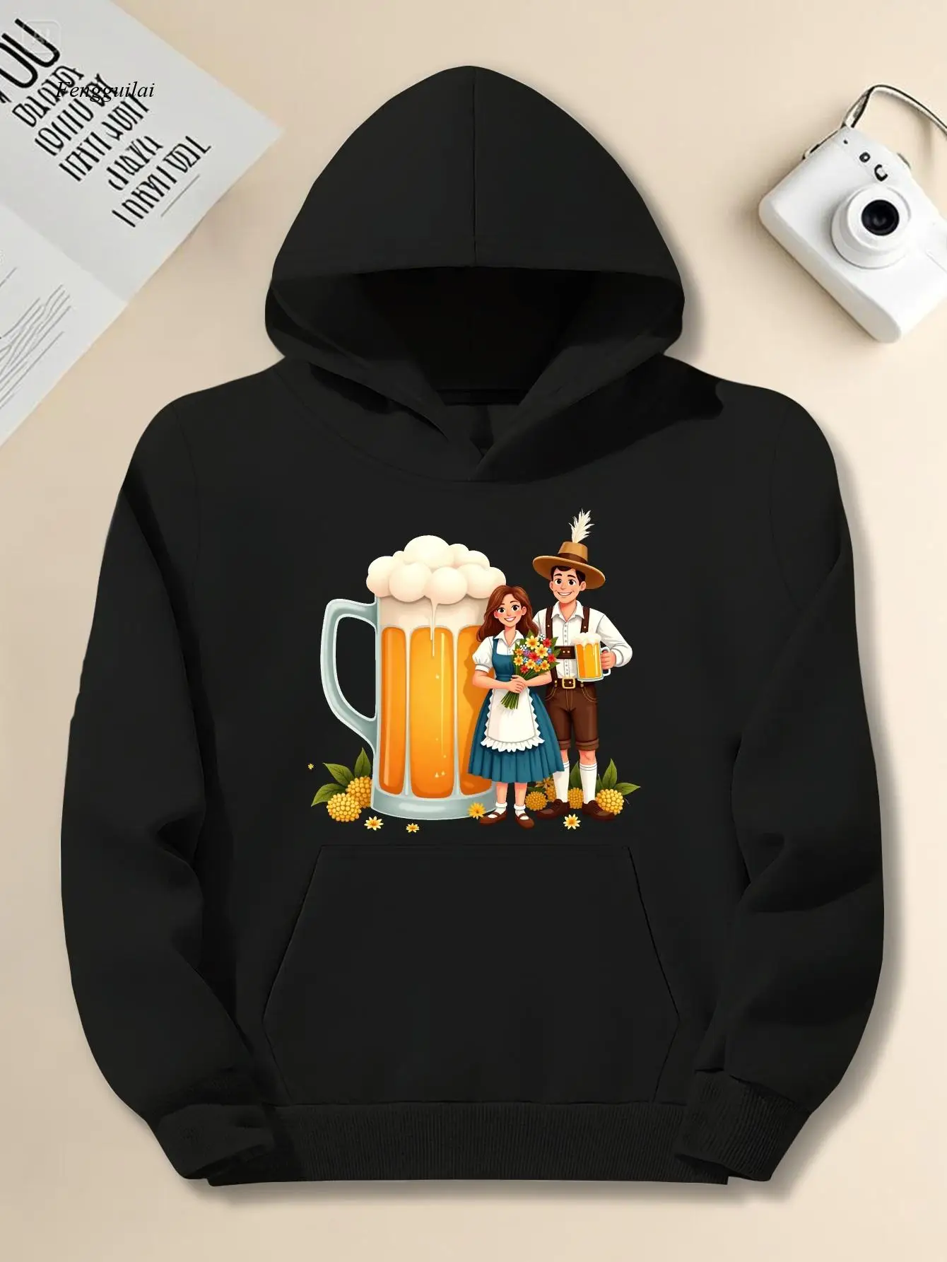 

Толстовка с капюшоном для празднования пива — черный графический принт Октоберфеста с персонажами Dirndl-Clad
