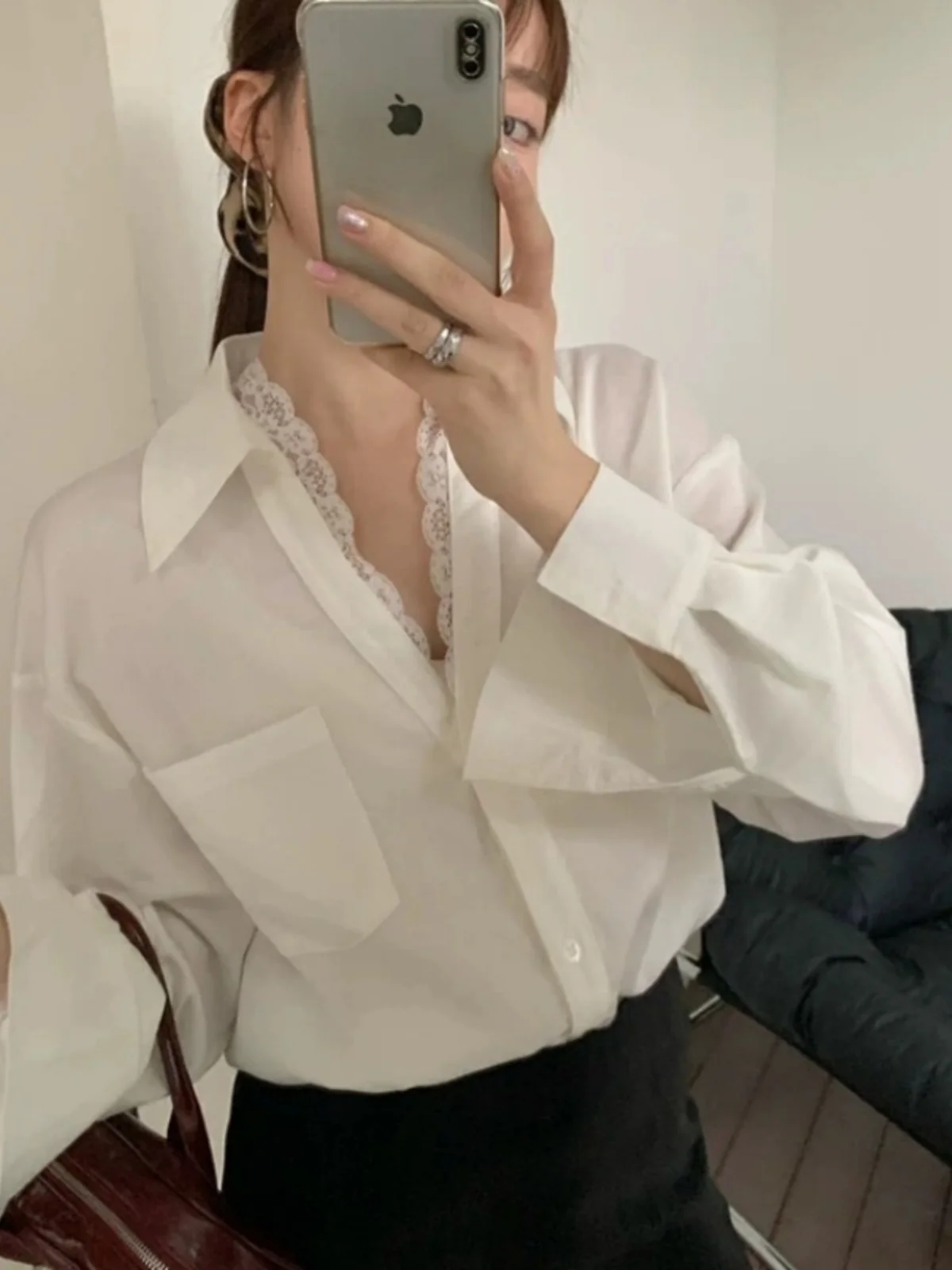 

Ele V-Ne Lace Trim Splice Long Sve Women's irt Loose Fit Spring Faion Top Commute Sle Button Closure