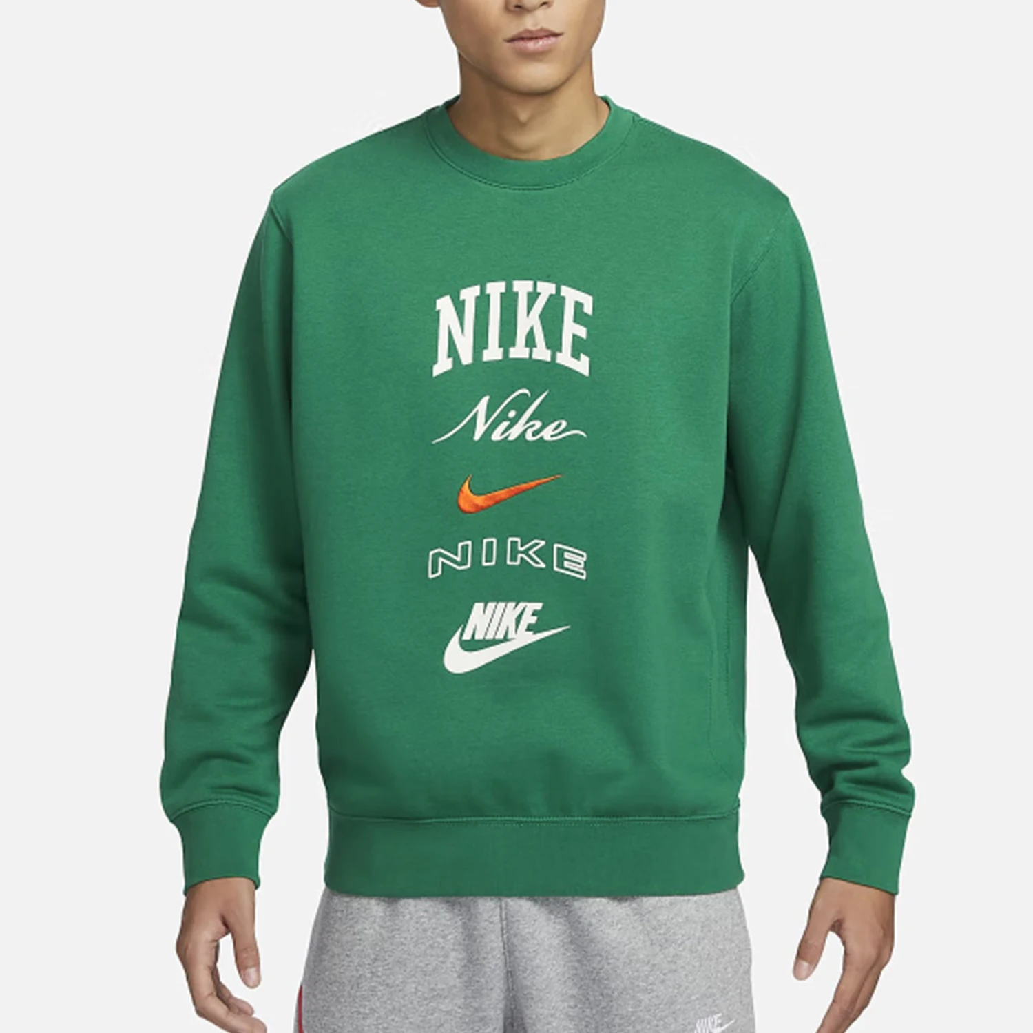 سويت شيرت Nike رجالي جديد برقبة دائرية وأكمام طويلة كاجوال FN2611-365