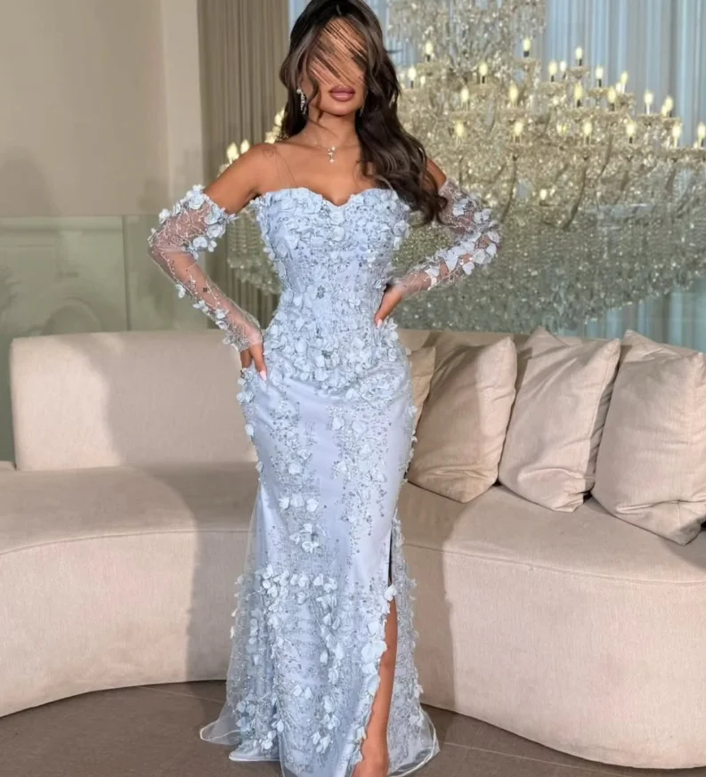 ที่กําหนดเองคุณภาพสูงแขนกุดความยาวชั้น Sweetheart Appliques ถุงมือสีฟ้าสูงซิป Backless Sweep Train ผู้หญิง