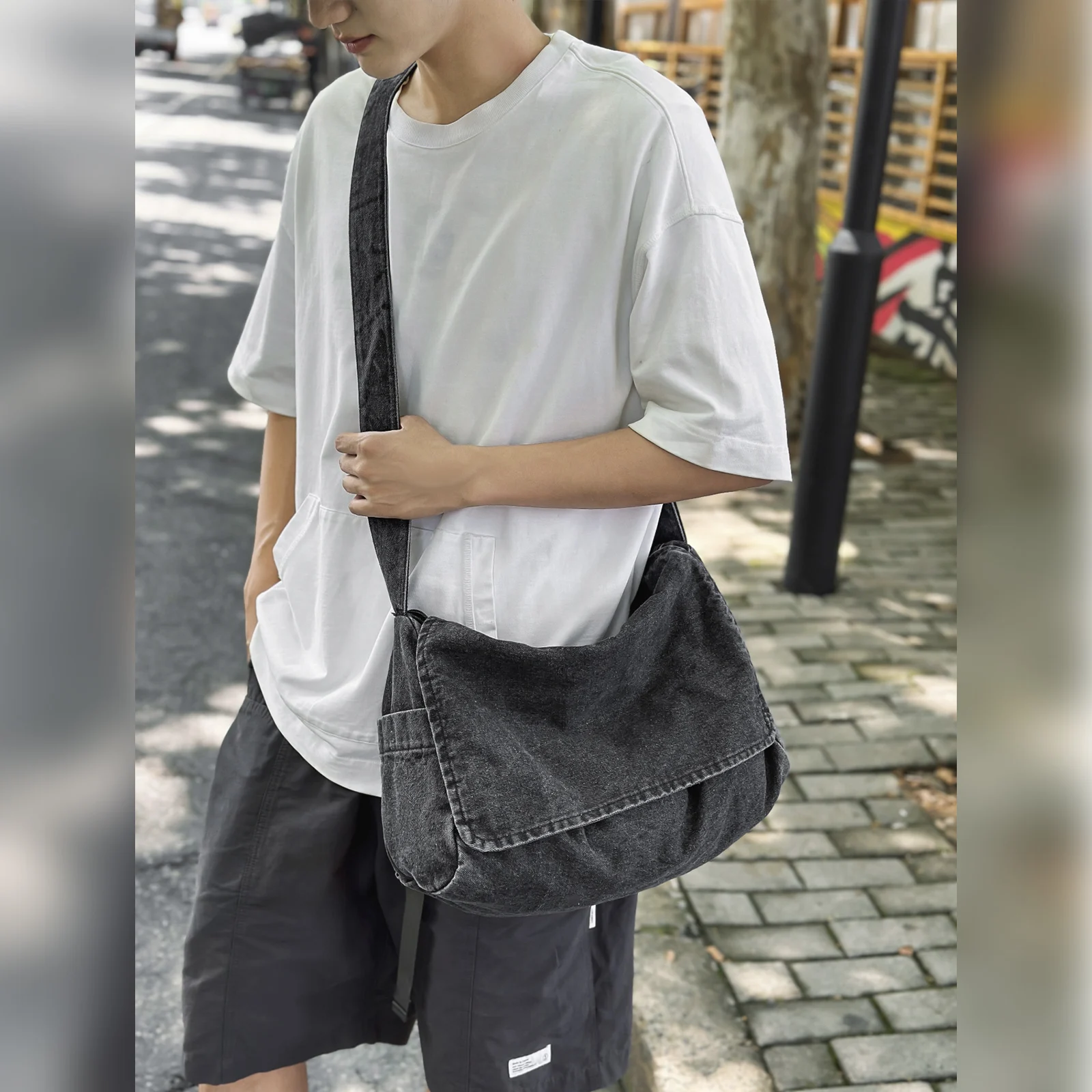 Vintage Washed Denim Crossbody Bag Large Capacity Flap Tote Bag for Men Women Casual Shoulder Bag for Hiking Outing Travel Gift