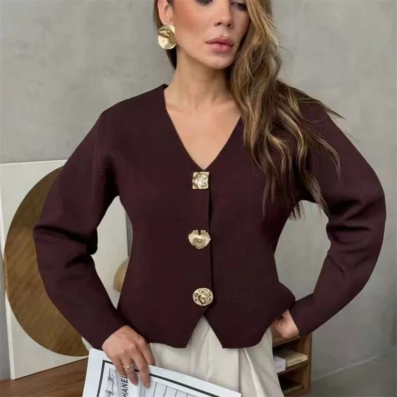 

2026 New Autumn And Winter Fashion Simple Commuting Button V-neck Short Knitted Cardigan Women's Solid Long-sleeved Sweater