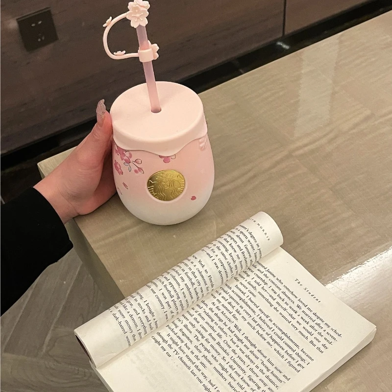 Taza Starbucks Falling Cherry Blossom 2022 Primavera, taza de cerámica rosa colorida con pajita, gran regalo para ella