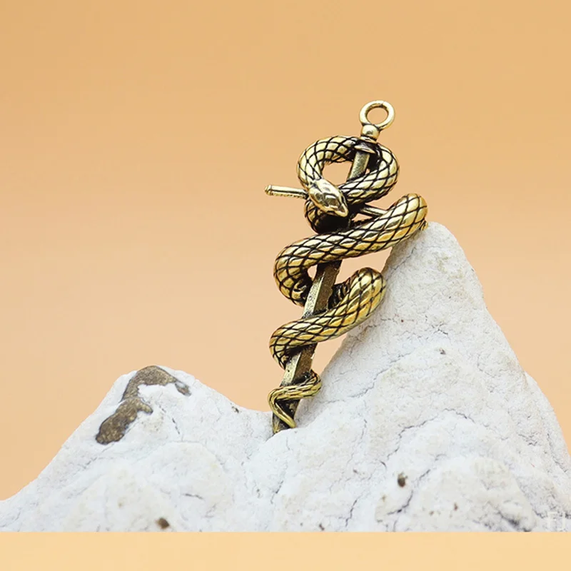 

[YU] 2025 год китайского зодиака, змея, счастливый кулон, брелок для ключей, аксессуары для женщин и мужчин, милая сумка, кулон, ювелирное изделие, подарок