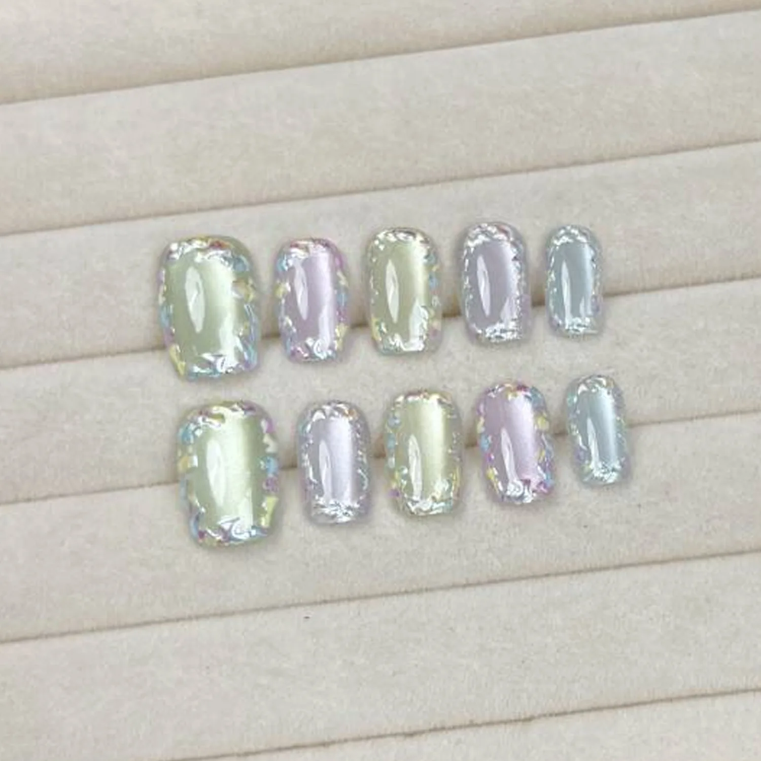 

10 шт., сладкий короткий пресс на ногтях с кошачьим глазом, цветами, цветы, дизайн, накладные ногти для девочек, искусственные ногти для маникюра,네일 отличаются