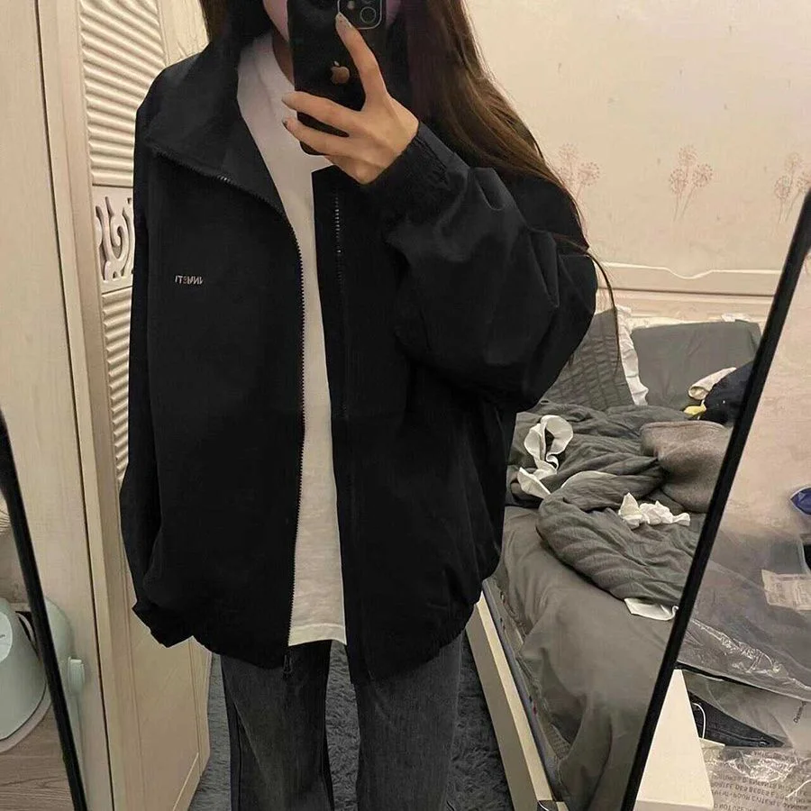 

Куртки-бомберы Женская куртка Красная осенняя атласная цветная одежда с воротником-стойкой Шикарный минимализм Современная элегантная одежда для отдыха