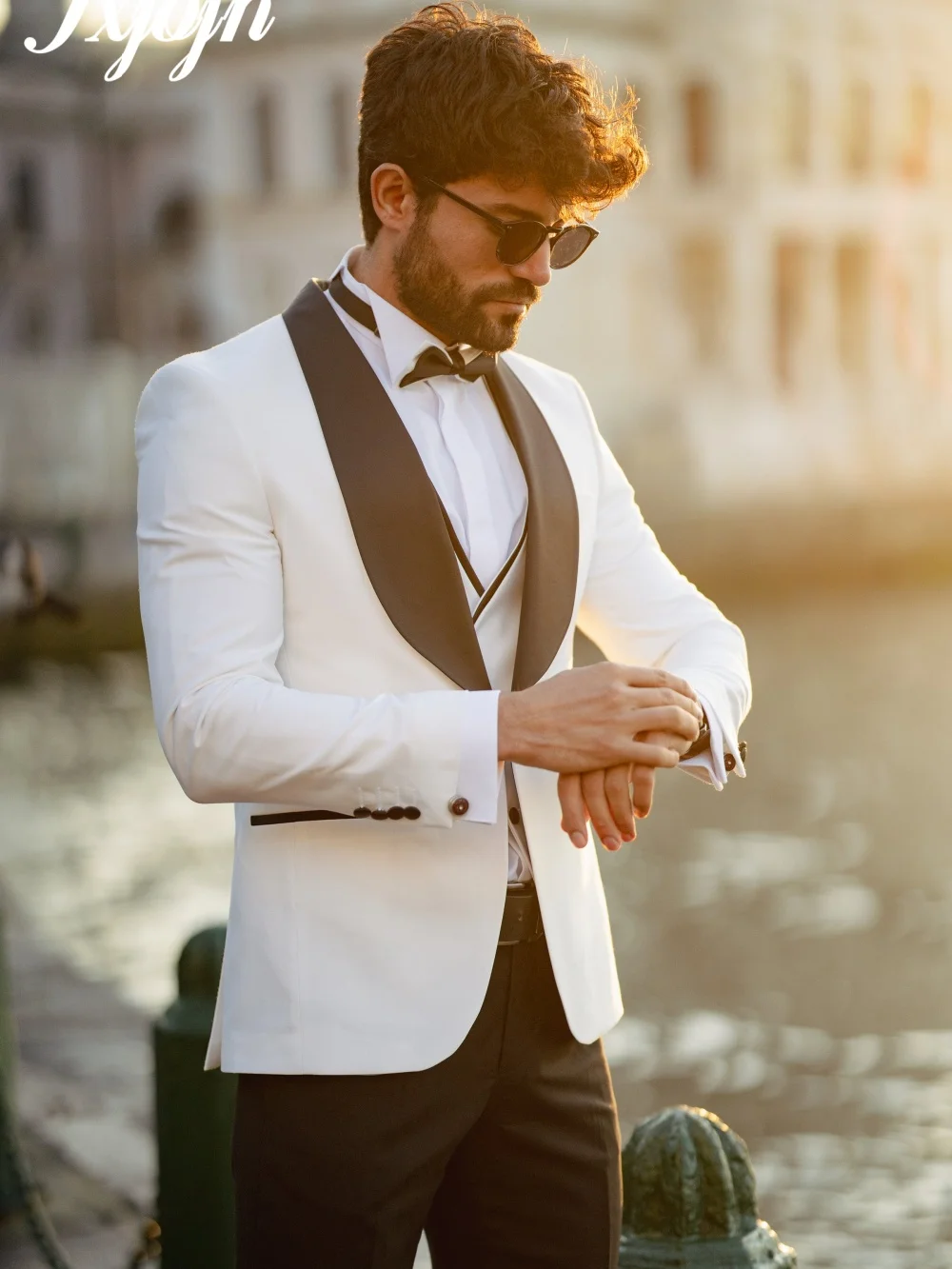 Classic Shawl Lapel Men Suit Set 3PCS Formal Single Breasted Men's Tuxedos Suit Charming Office Suit Men For Groom Suit Customiz