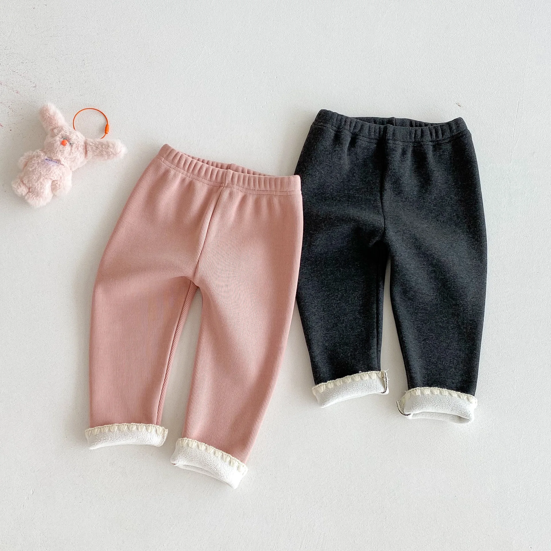 

2025 Autumn New Girls Leggings Solid Children Plus Velvet Thick Trousers Baby Girl Warm Leggings Toddler Fleece Pants