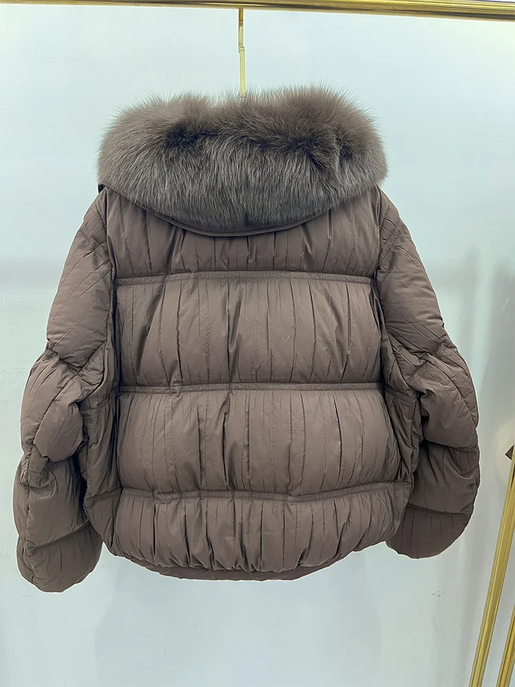2025年冬暖かい女性用天然グースダウンジャケット、本物のキツネの毛皮の襟付きパファージャケット、厚手の女性用アウターコート、ホットセール