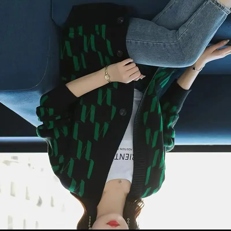 

Весенне-осеннее новое вязаное пальто, женский корейский свободный кардиган с изображением Джокера, свитер средней длины, тонкая повседневная куртка в западном стиле, женские топы