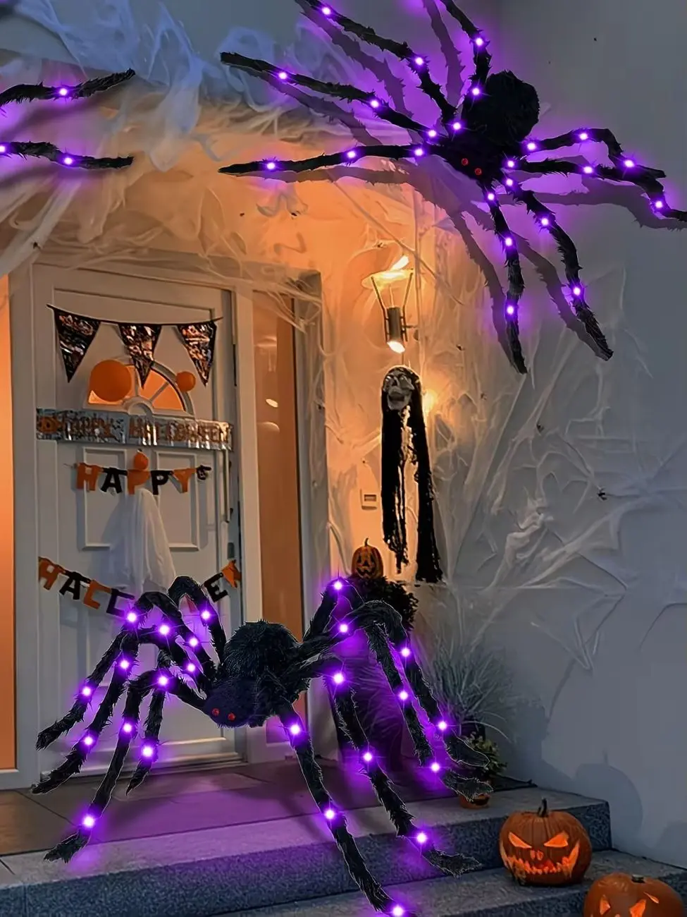 1 Stück Halloween Riesige Leuchtende Flauschige Schwarze Spinne mit Lila LED, Batteriebetrieben, 8 Modi, Spinnenlichter für Innen- und Außenbereich, Veranda-Dekoration