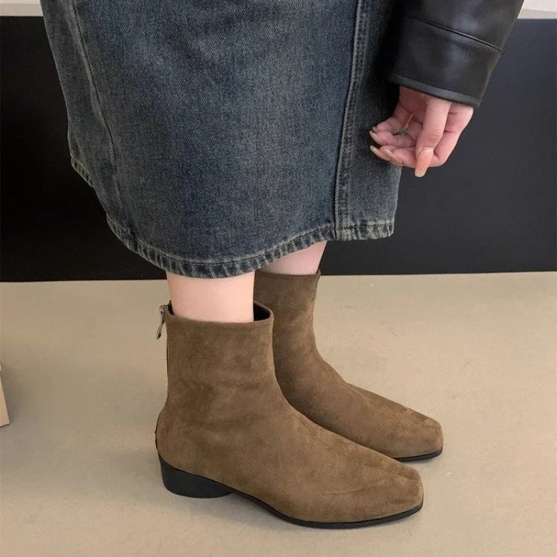 Vintage High-End Feel Short Boots Winter New Style Everyday Versatile Chunky Heel Slim Boots French Suede Ankle Boots