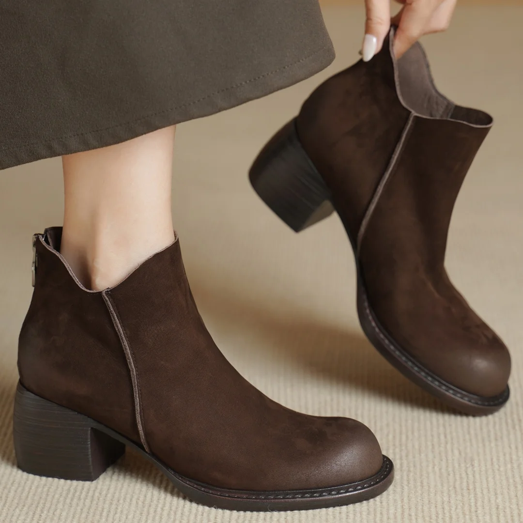 

Women's cow leather round toe back zip autumn ankle boots 5.5cm thick med heel casual female high quality soft short booties hot