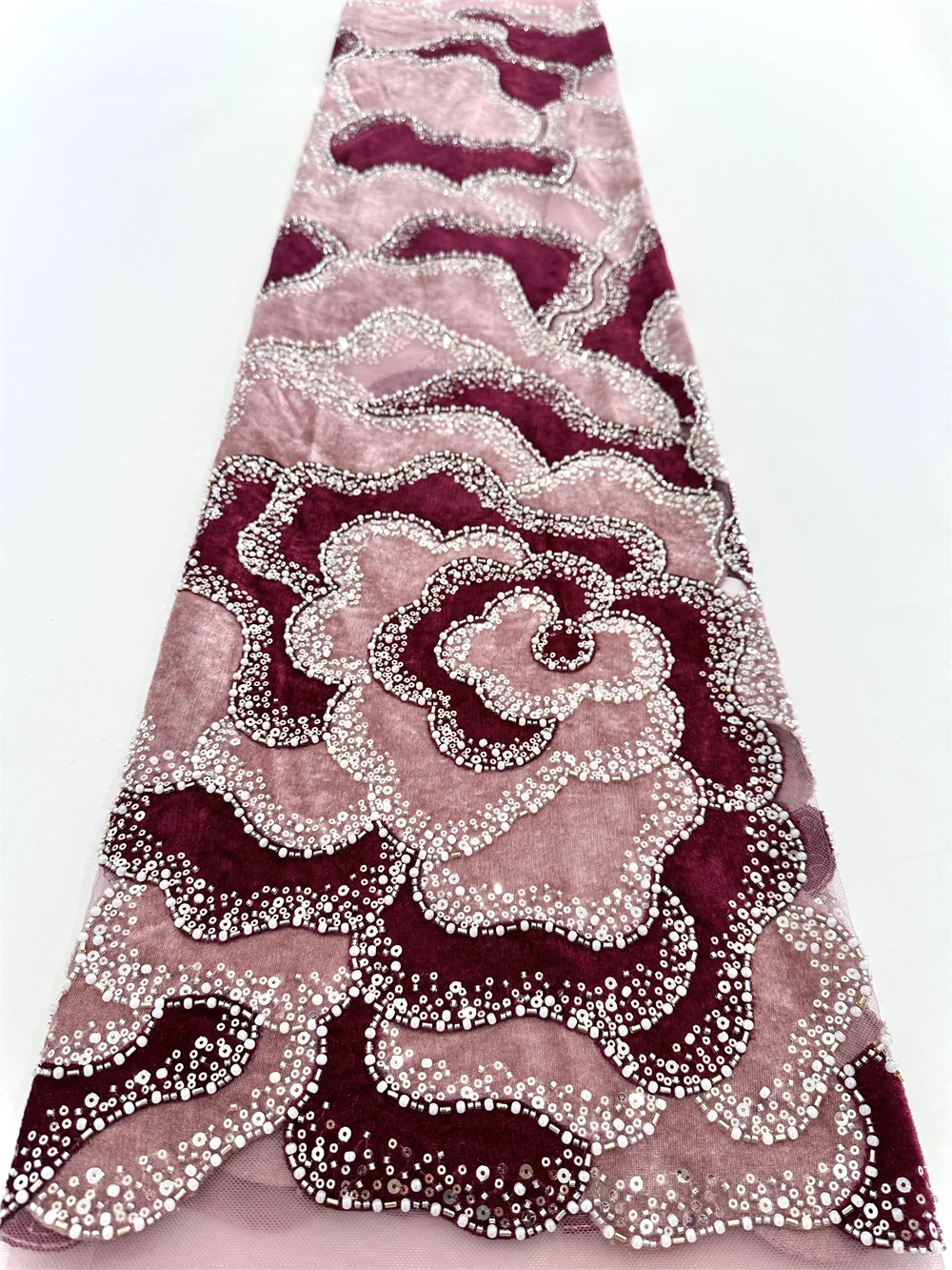 

2025 Luxury Nigerian Luxury Sequins Velvet Lace Fabric Beads African Lace Fabric French for Women Wedding Party Dresses