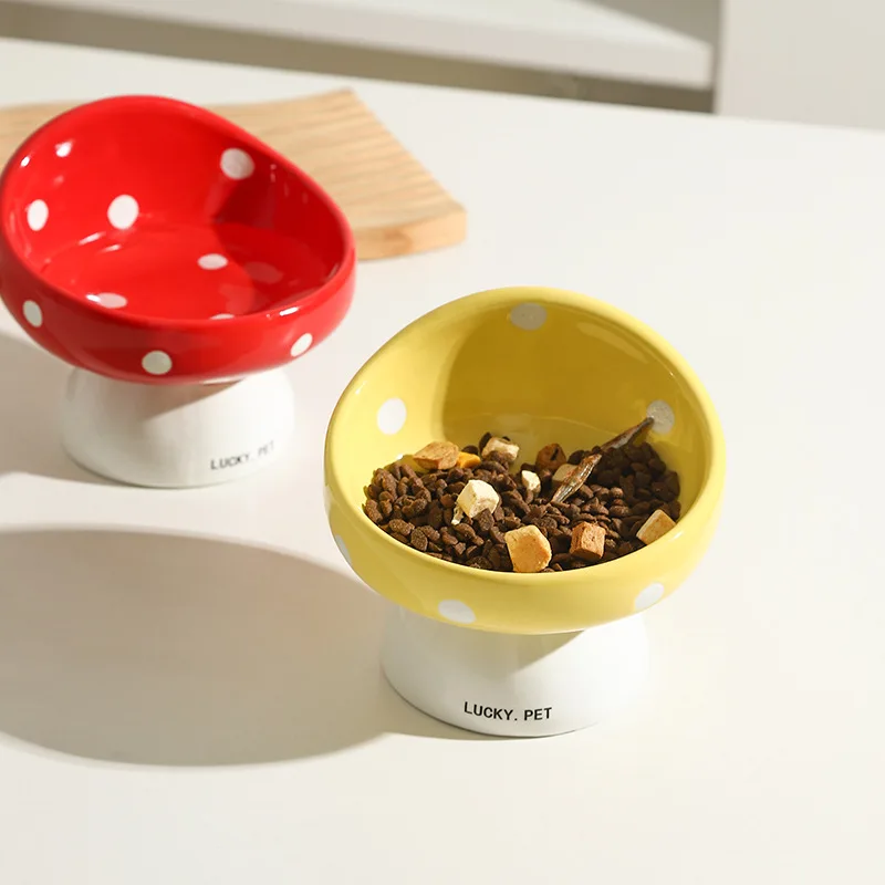Pet Accessories Cute Mushroom Shaped Ceramic Pet Bowl Cat Food Bowl Protects Cervical Neck Drinking Supplies for Puppy Dog Cat