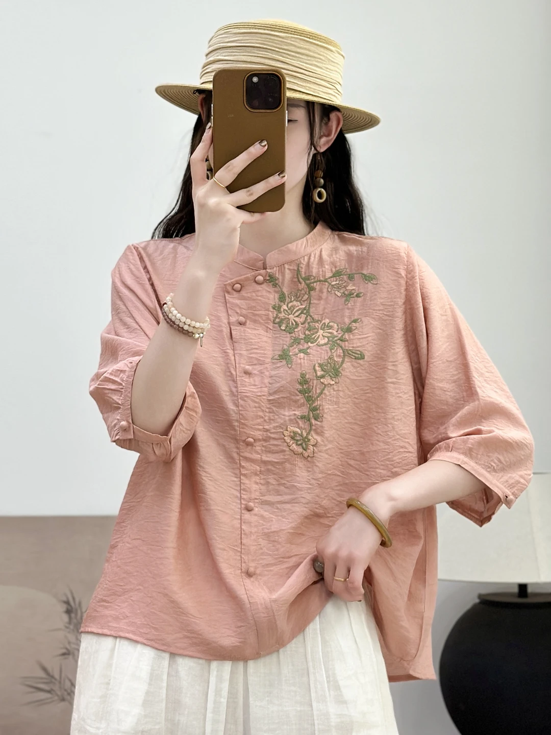 

Summer 2026 Loose Slimming Artistic Retro Embroidered irt Large Size Women's Stand Collar Color mid Sve Top