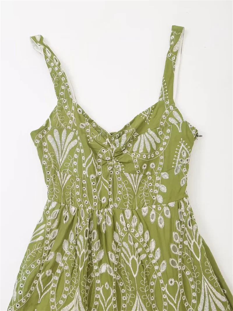 Vestido de mujer verano 2025 nuevo vestido Midi bordado con bloques de Color diseño de tirantes Sexy personalidad de la moda juvenil