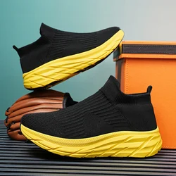 Hot Sale Unisex Knitted Sneakers Light Comfortable Slip-On Running Shoes Men Fashion Platform Sports Shoes Woman Tennis Footwear