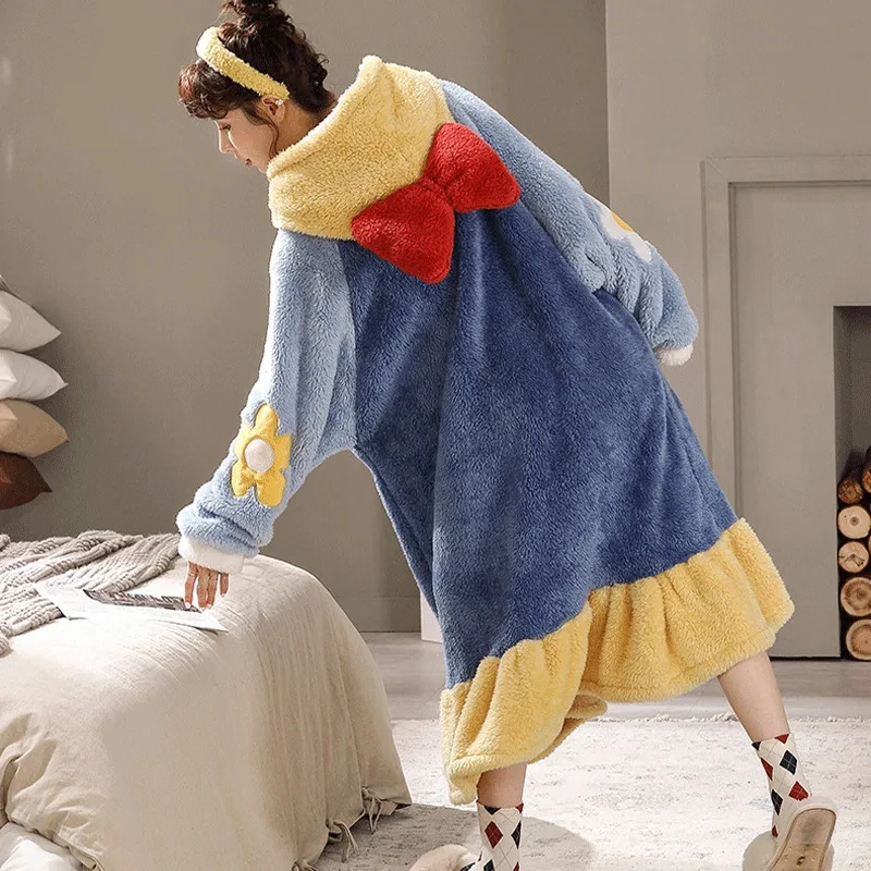 Hooded Snow White Robe Lingerie Homewear Bathrobe Sleepwear Nightgown Winter Pajamas Nightdress Thickened Women\'s Nightwear