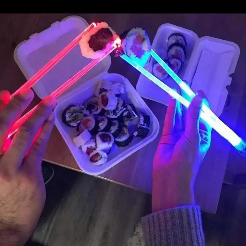 1 Pair LED Lightsaber Chopsticks Reusable Luminous Kitchen Chopstick LED Light Up Kids Chopsticks Food Safe Glowing Chopsticks