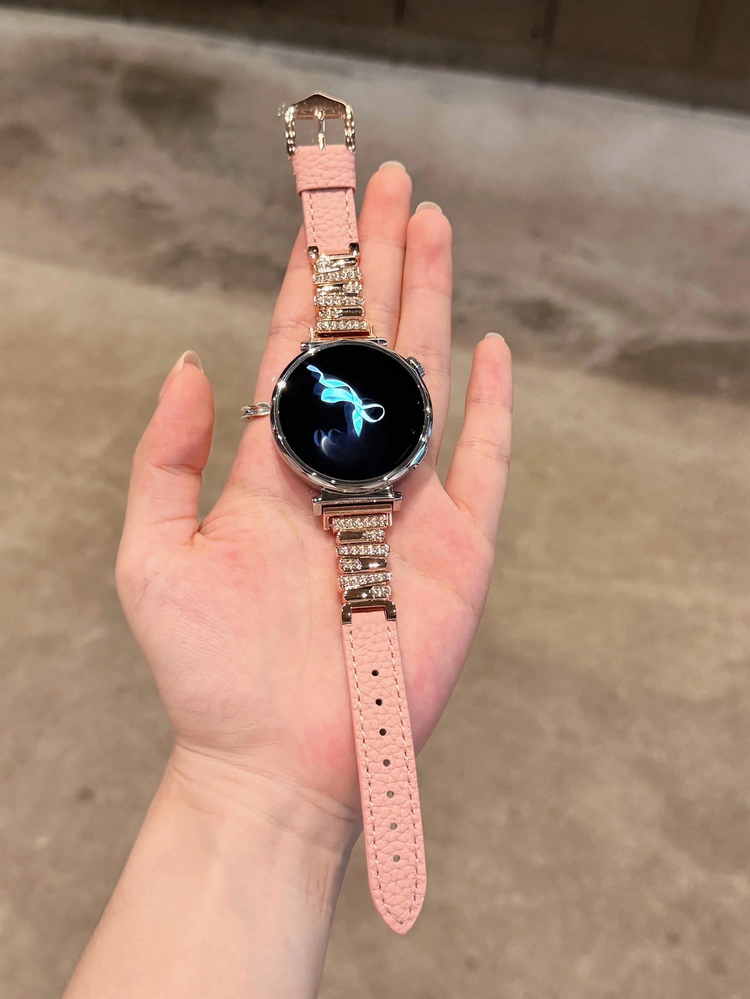 

Необычный металлический пэчворк, подходящий для ремешков HW Watch Fit3/Fit4 и ремешек HW Band 8/9/10NFC ручной работы.