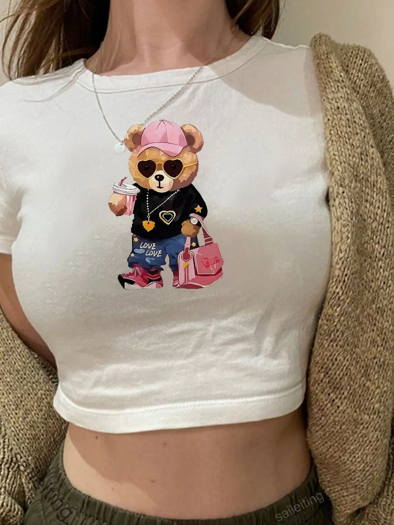 Cute Cartoon Bear Streetwear Crop Top Women - Pink Cap Heart Sunglasses Gold Chains 