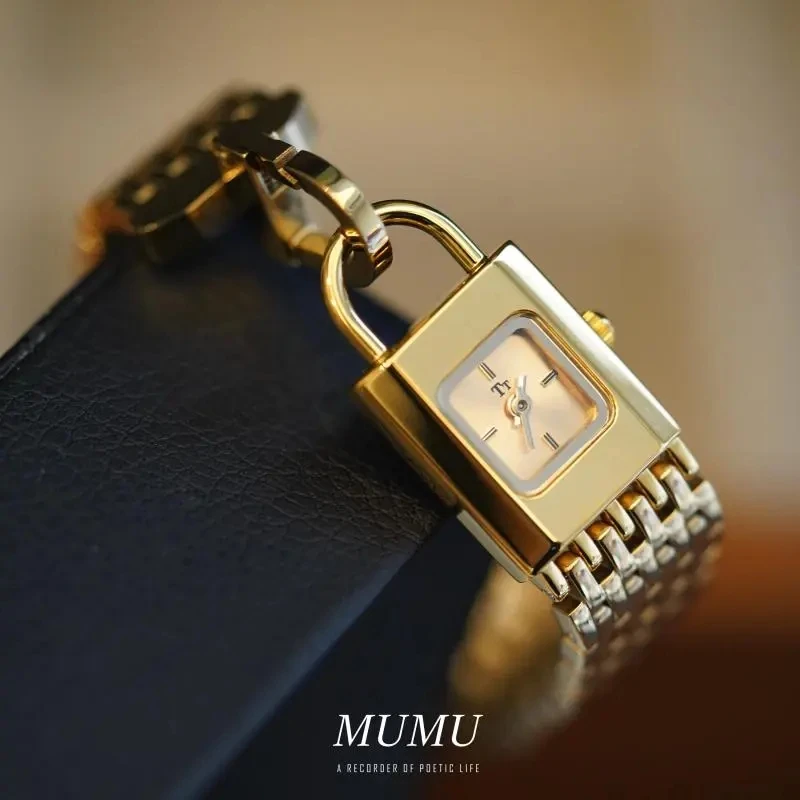 2024 Nowy kwarcowy zegarek damski Zegarek z blokadą Pozłacana bransoletka Zegarek damski z bransoletą Spersonalizowana moda