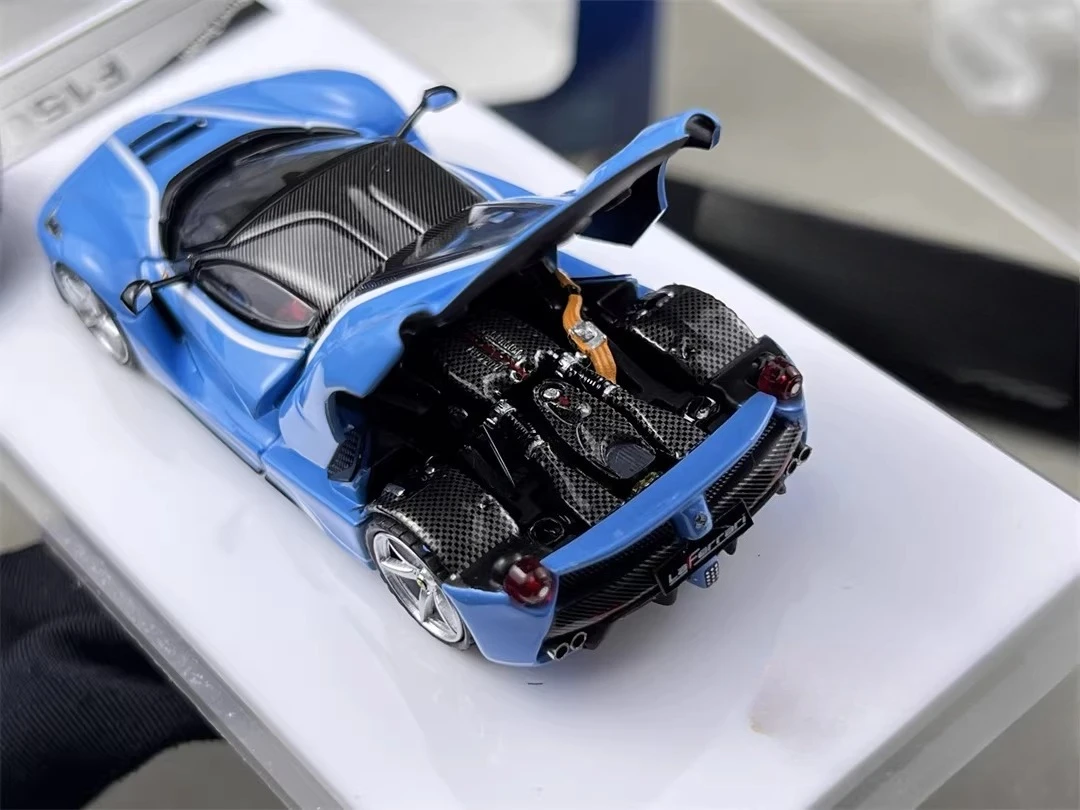 ストリートバスター-1-64-f150-アルジェント-ヌルブルクリン-ネロ-デイトナ-ダイキャストモデルカー