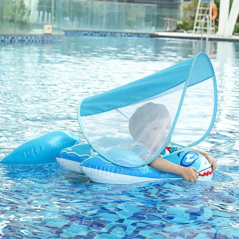 Galleggiante per piscina per bambini Galleggiante per nuoto delicato sulla pelle Anello per ombra con protezione UV in divertente forma di squalo per i giocattoli del bambino Gioca a nuotare