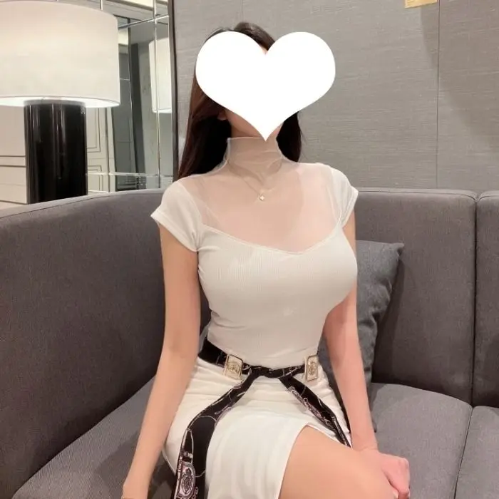 2026 Top primavera estate per donna manica corta colletto alto maglia patchwork camicia lavorata a maglia maglietta corta sexy sottile