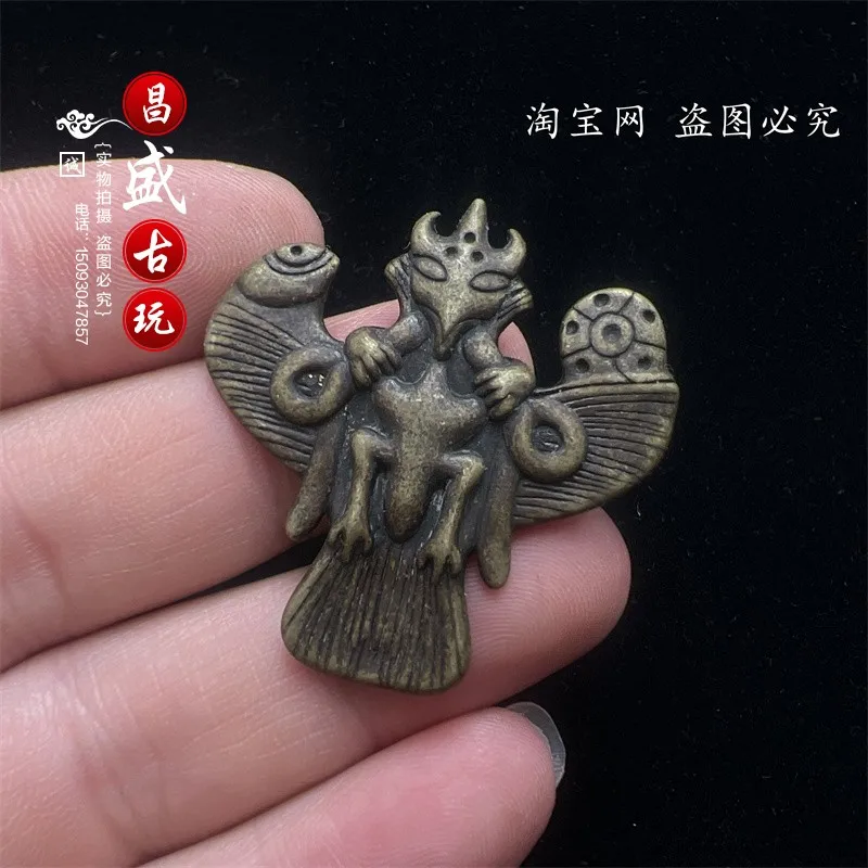 Handmade Knocking and Carving Dapeng Golden Winged Bird Pendant, Pure Copper Clear Peacock Mingwang Hanging Pendant, Necklace