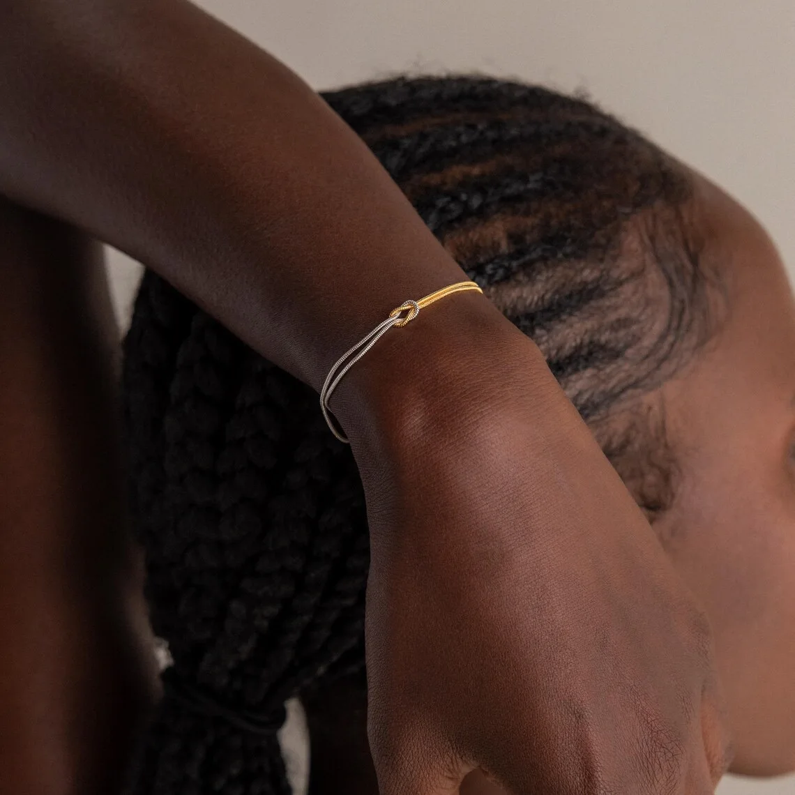 bracciale-in-argento-sterling-s925-bicolore-oro-e-argento-gioiello-minimalista-e-versatile-per-uso-quotidiano-per-donne
