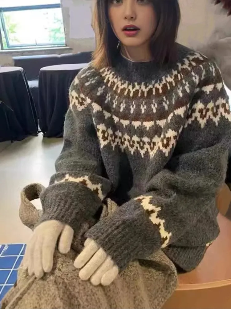 

2025 Women's Style Knitting Sweater Printed Autumn Round Neck Casual Versatile Knitted Long Sleeve Sweater Commuting Clothing
