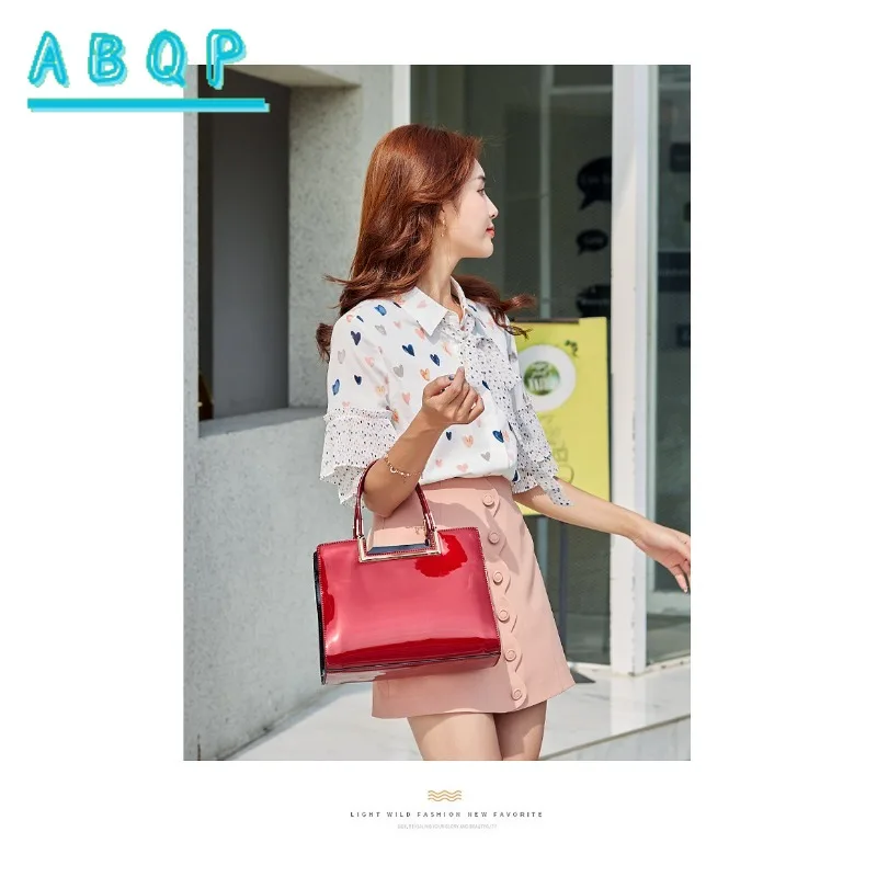 Shoulder Bag 2025 New Patent Leather Women's Handbag Commuter Messenger Bag Large Capacity Simple Solid Color