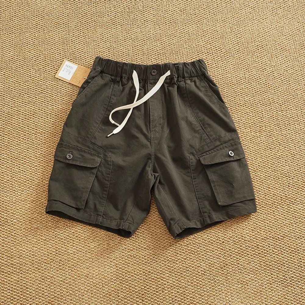 The new summer workwear shorts for men are a heavy-duty, high-quality, all-cotton woven multi-pocket mid-length pants