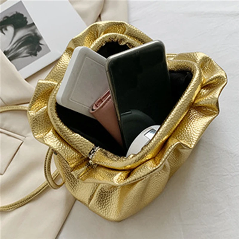 Luxurious Gold Cloud Bag For Women Leather Hobos Retro Cloud Crossbody Bag Small Phone Bag Design Clutch Clip Bag Female Bolsa