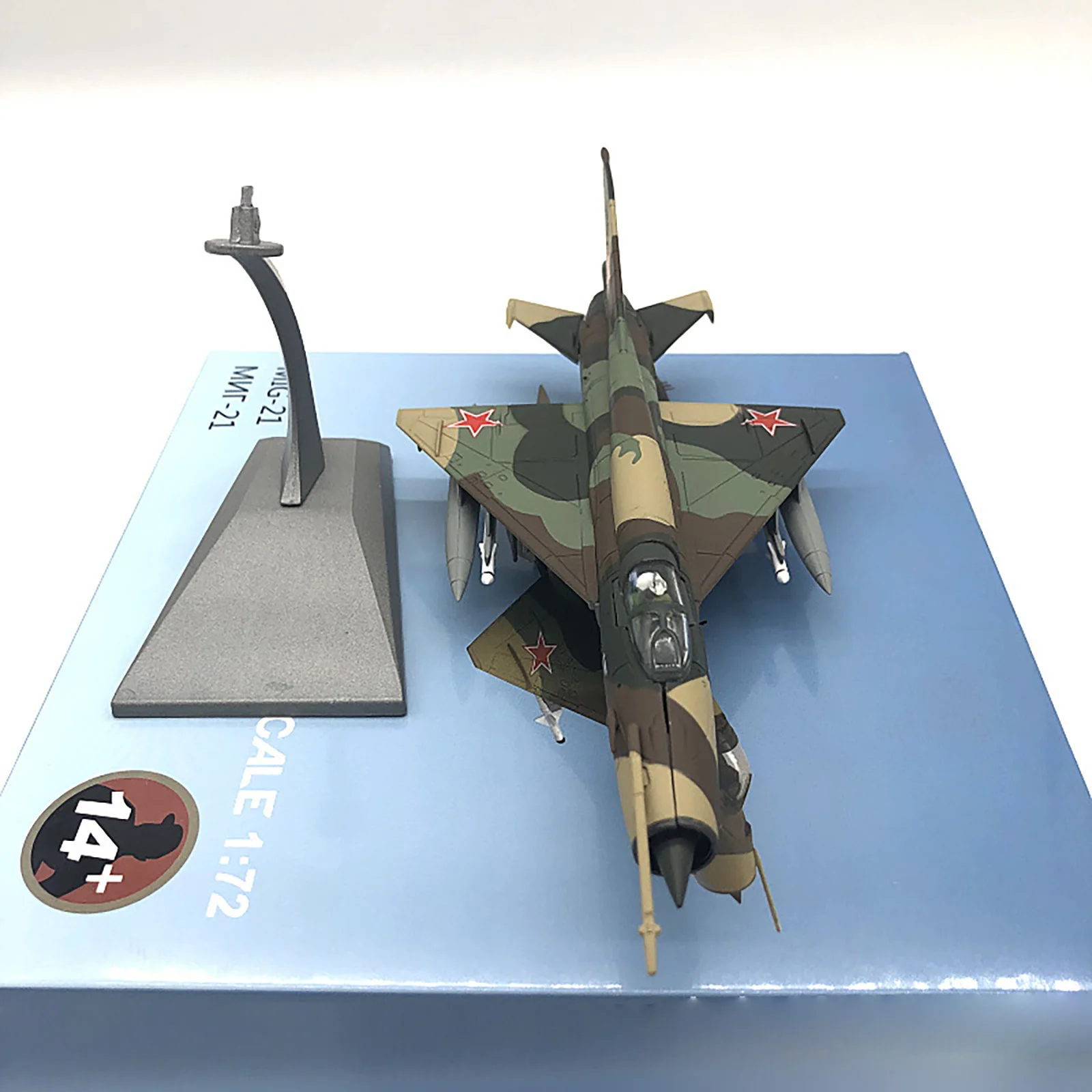 Modelo de aleación fundida a escala 1/72, antiguo cazador de la Fuerza Aérea Soviética MiG-21, bombe de misiles militares con soporte de exhibición, coleccionar regalos