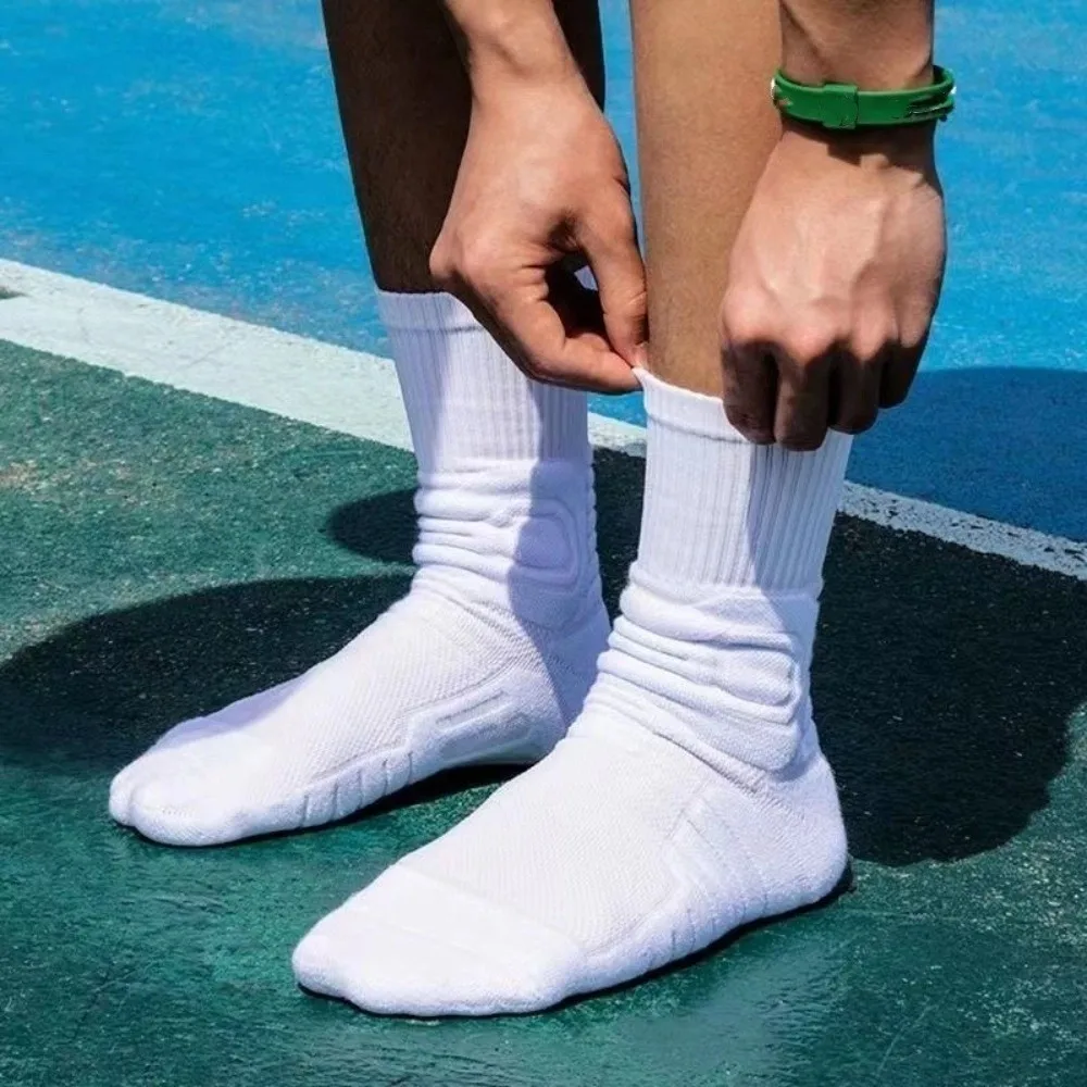 6 paires de chaussettes d'équipage de basket-ball blanches et noires, fond respirant de serviette, chaussettes athlétiques épaisses et antidérapantes, chaussettes de Compression pour randonnée