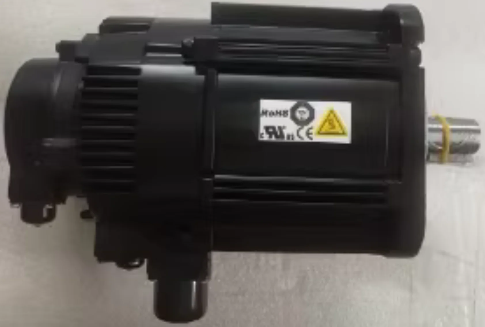 SGMRV-30ANA-YR12 Brand New Servo Motor Original Genuine，Fast Shipping，SGMRV 30ANA YR12，in stock