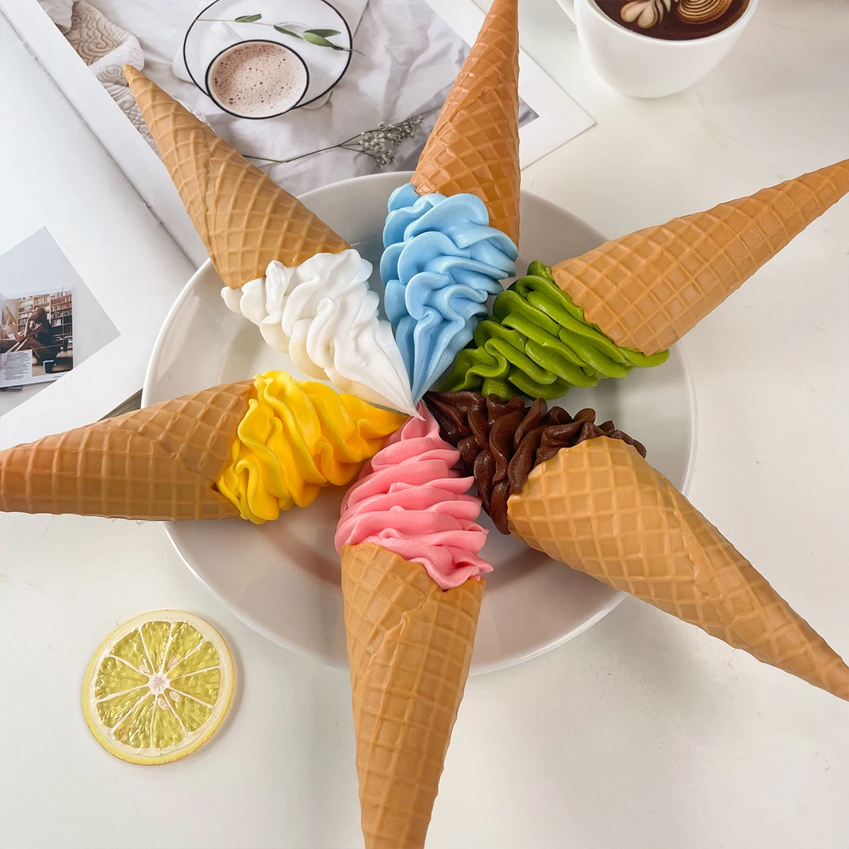 5/10 Stück Künstliche Waffel-Eiscreme-Waffeln – Realistische Simulations-Lebensmittel-Requisite für Bäckerei-Displays, Küchendekoration & Lebensmittelfotografie – Detail 10