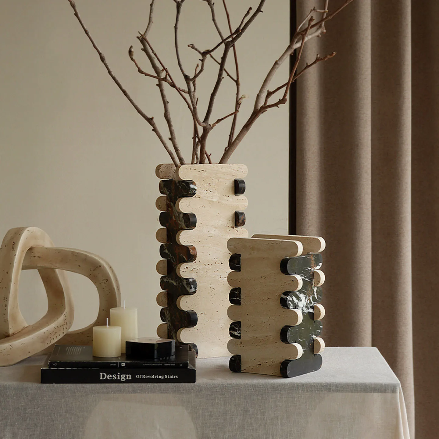 Design:Mortise and Tenon Joint Marble Mosaic Vase Showroom Artistic Dried Flower Arrangement Holder and Decorative Piece