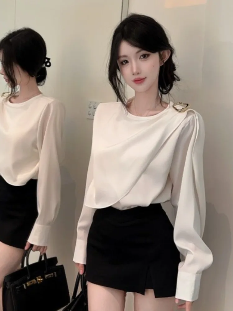 

Commute Chic Long Sleeve Metal Layering Loose Fit Shirt Sexy Trendy Design Breathable Autumn Top for Young Women Citywalk