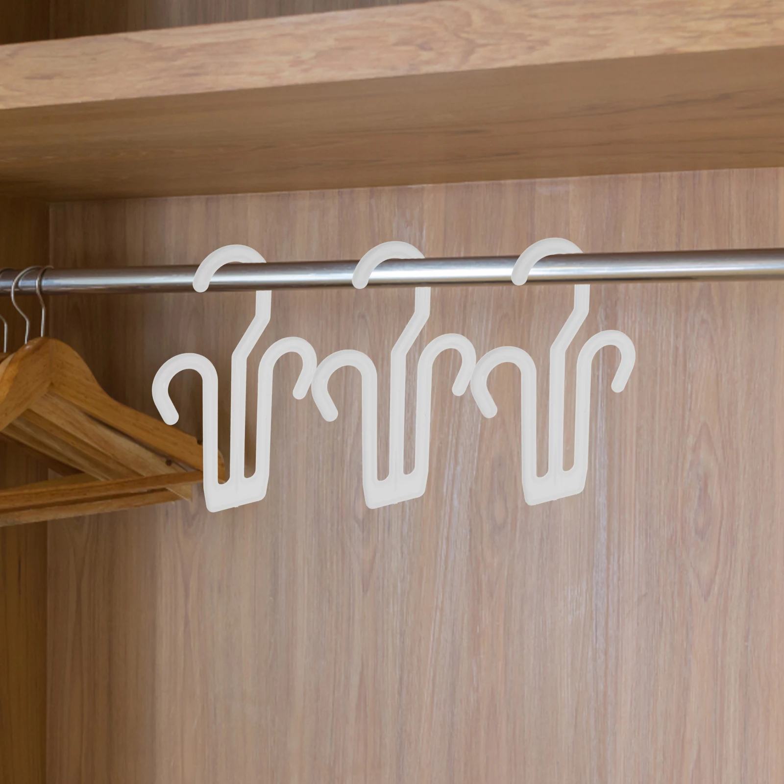 

30 Pcs Shoe Hooks PP Thickened Design Hanging ganizer Ideal for Shoes Slippers Hats Household Travel Shoe Rack Storage