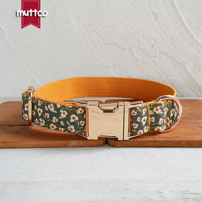 MUTTCO the floral pattern with brown undertones MORNING GREEN PLUMERIA shows the elegance of the dog UDL174